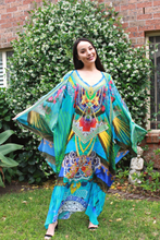 Load image into Gallery viewer, feather