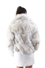 Load image into Gallery viewer, white