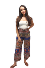 Load image into Gallery viewer, swan