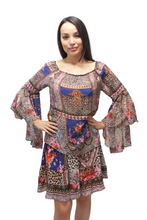 Load image into Gallery viewer, swan